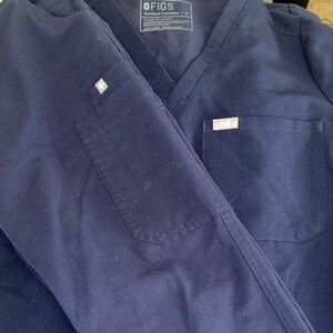 Figs Women’s Navy Blue Scrub Set - One Pocket Top (M), Yola Pant (S)